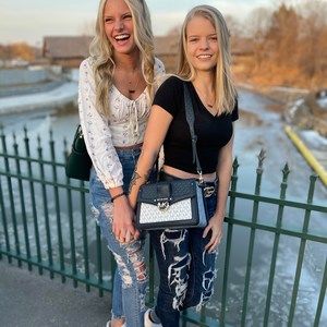 Meet your Posher, Haley